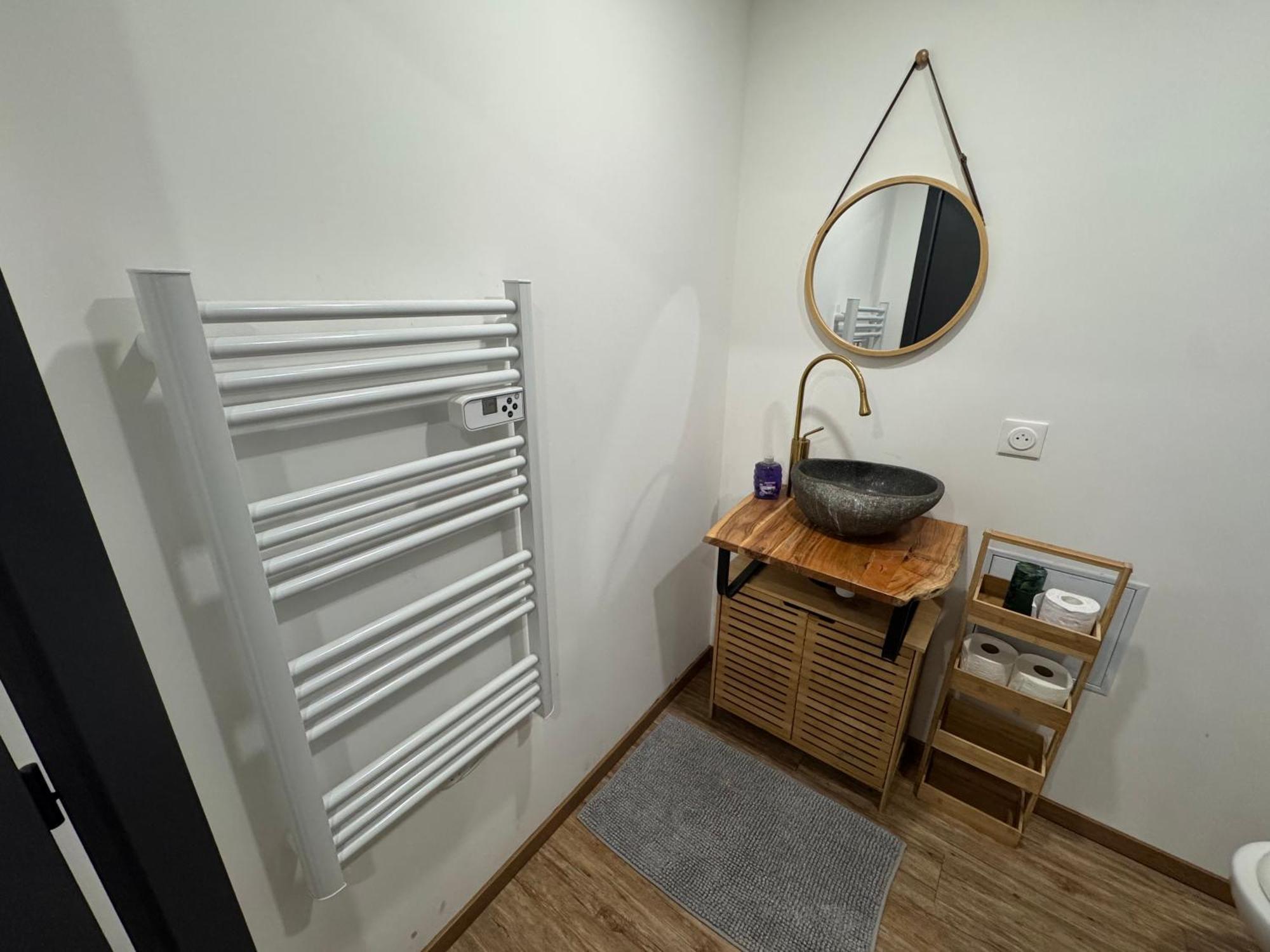 Studio Au Cloitres Mirecourt Extérieur photo